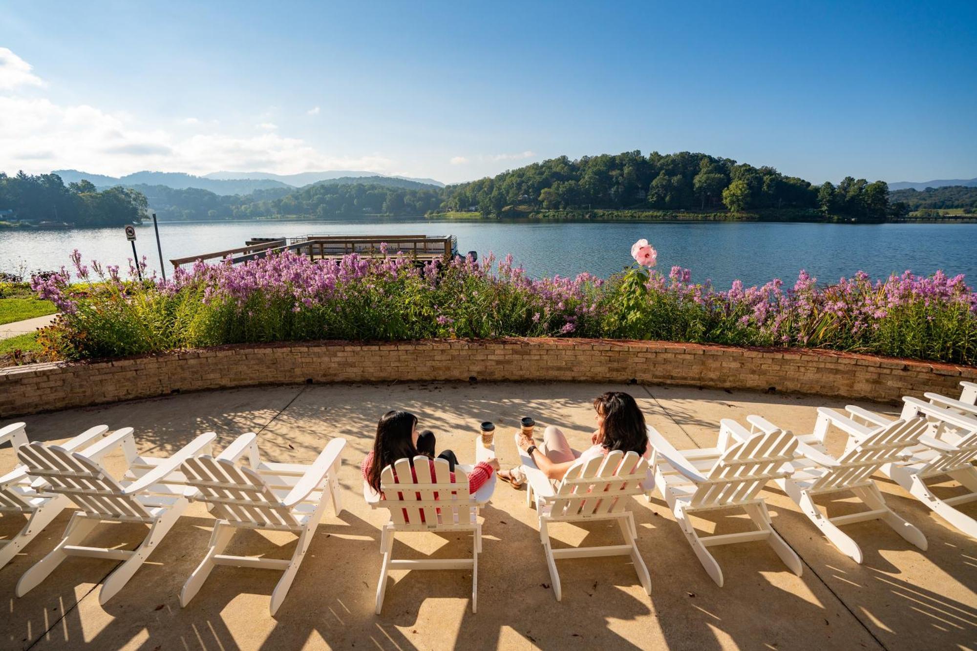 English Roses Lake Junaluska Exterior foto